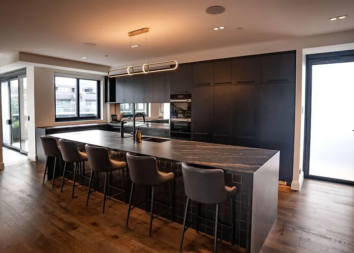 Tryp By Wyndham Wellington, Tory Street