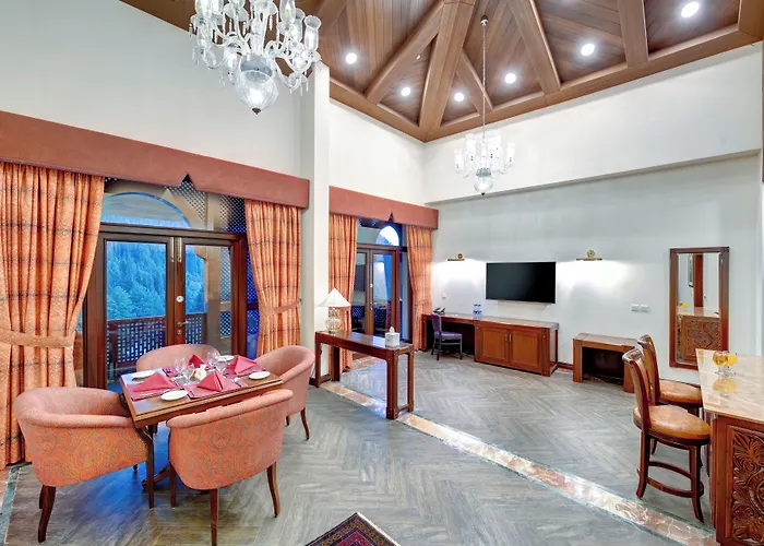 Pearl Continental Hotel Malam Jabba
