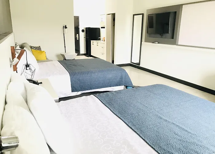 Hy-Lo Hotel