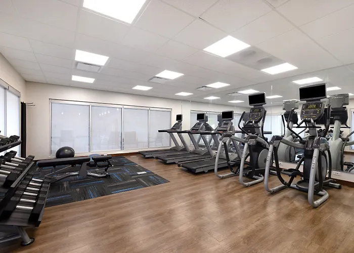 Holiday Inn Express & Suites - Brighton By Ihg