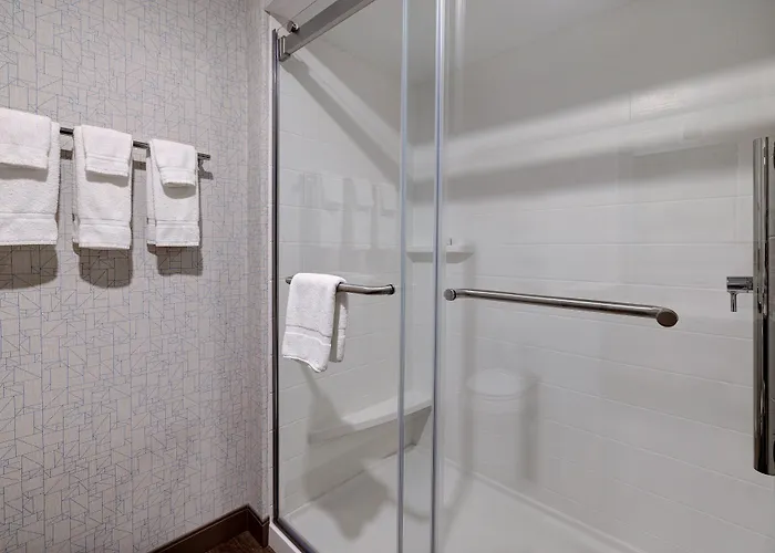 Holiday Inn Express & Suites - Brighton By Ihg