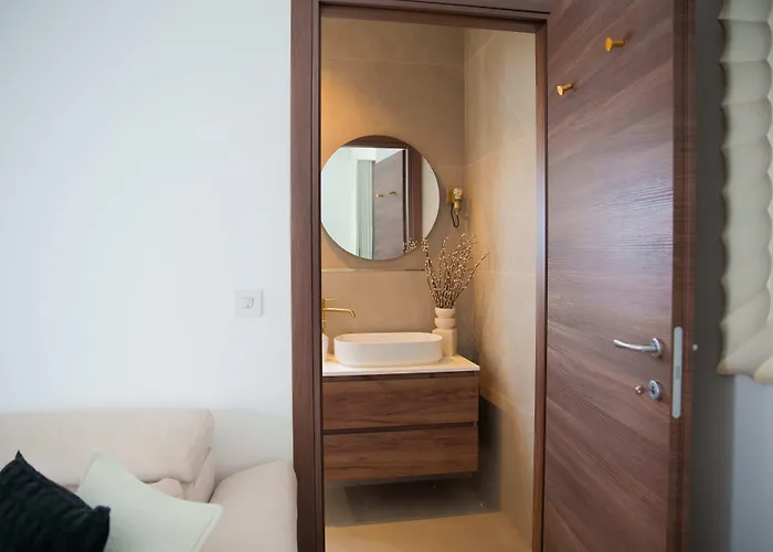 Pebbles Resort (Adults Only)