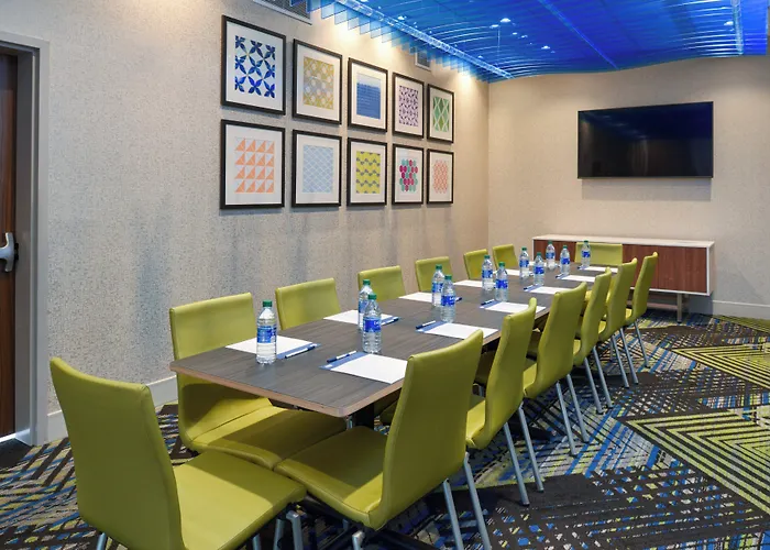 Holiday Inn Express & Suites - Elko By Ihg