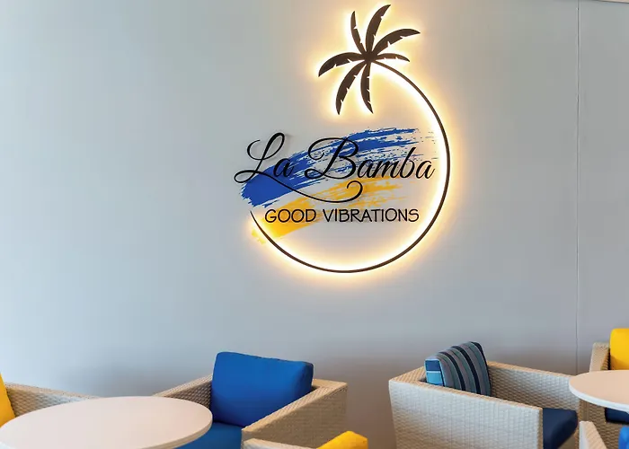 Blaauwberg Beach Hotel