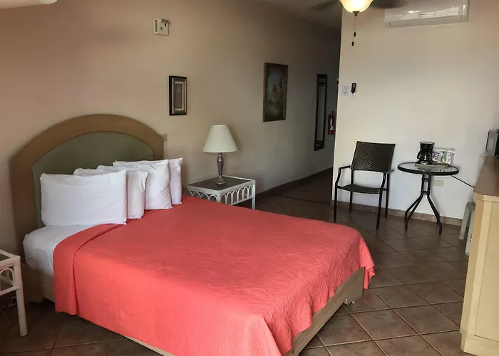 Luquillo Sunrise Beach Inn