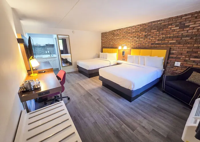 Penn Lodge Hotel & Suites Philadelphia - Bensalem