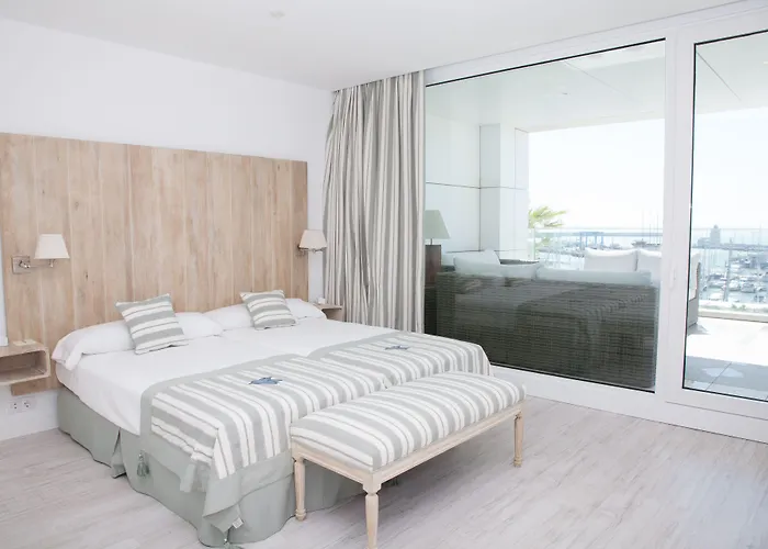 Suites Puerto Sherry