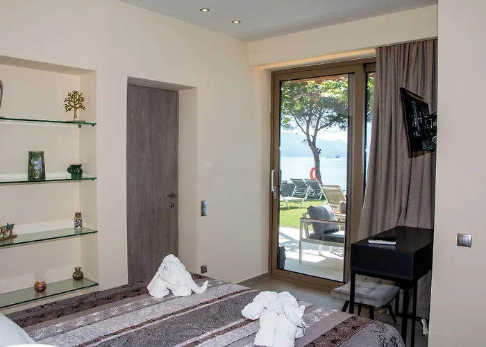 Glyfada Beach Hotel