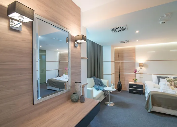 Hotel Zena Beauty & Shopping Center