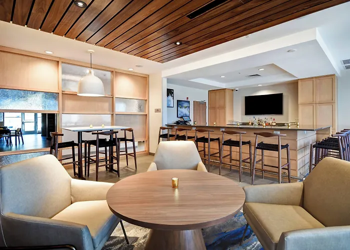 Fairfield Inn & Suites By Marriott Plymouth