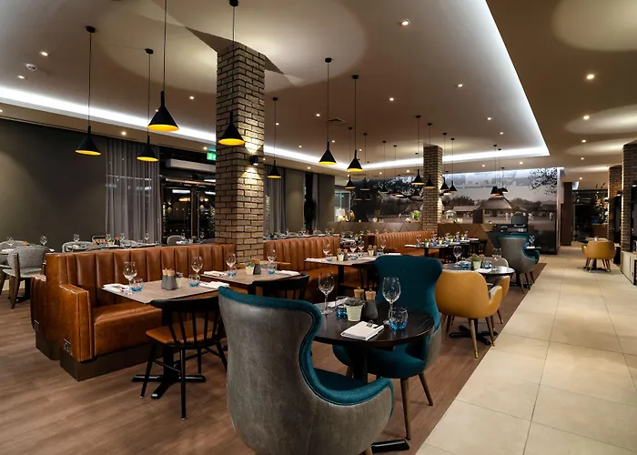 Courtyard By Marriott Oxford South