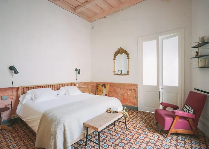 Hotel Hevresac Singular & Small