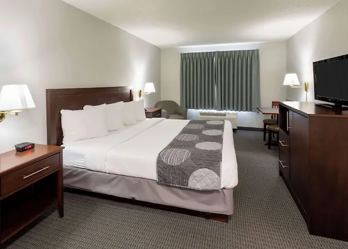 Grandstay Hotel & Suites Hastings