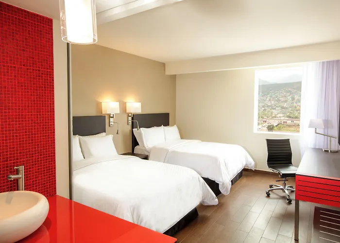 Fiesta Inn Express Monterrey Centro