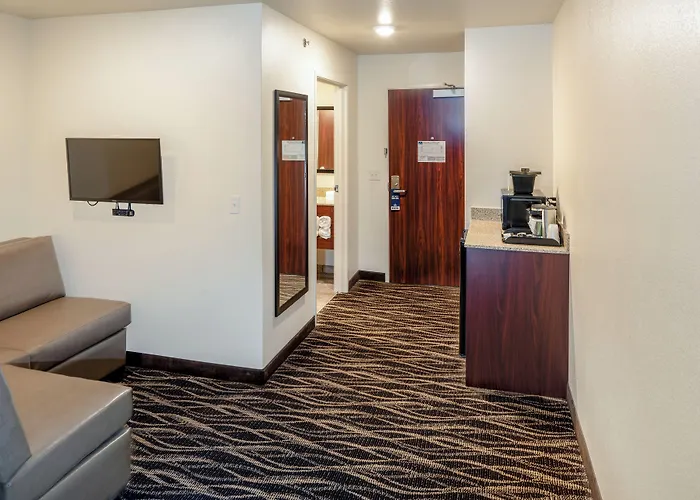 Cobblestone Inn & Suites Fairfield Bay