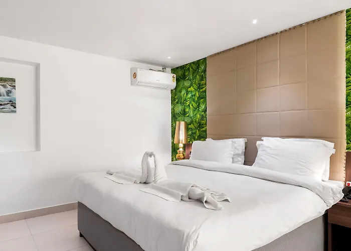 Niranjana Hotel Bodhgaya