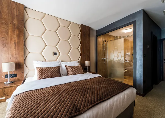Amsterdam Hotel Pool & Spa