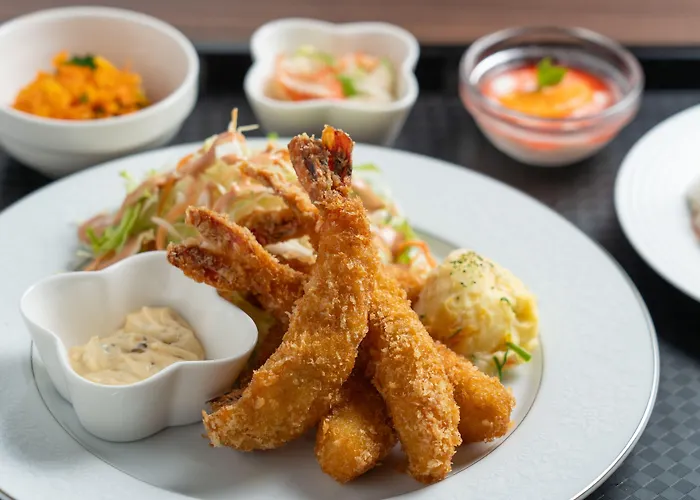 Sunrise Hotel Okinawa-どこか懐かしいレトロ宿軽朝食付