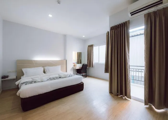 Morakot Twin Chumphon