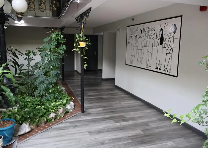 Garden Cove Hotel Suites