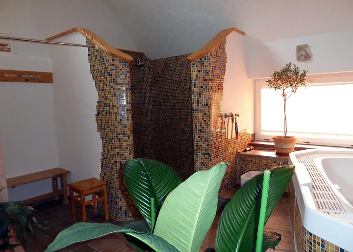 Hotel Gasthof Zur Krone Odenwald-Sterne-Hotel