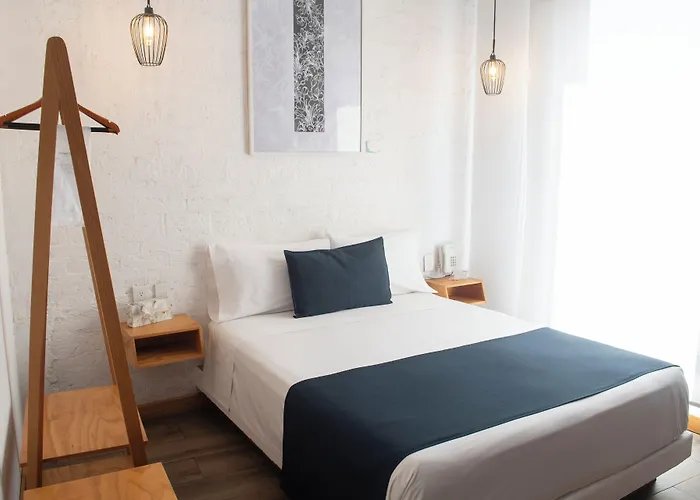 Romance City Hotel