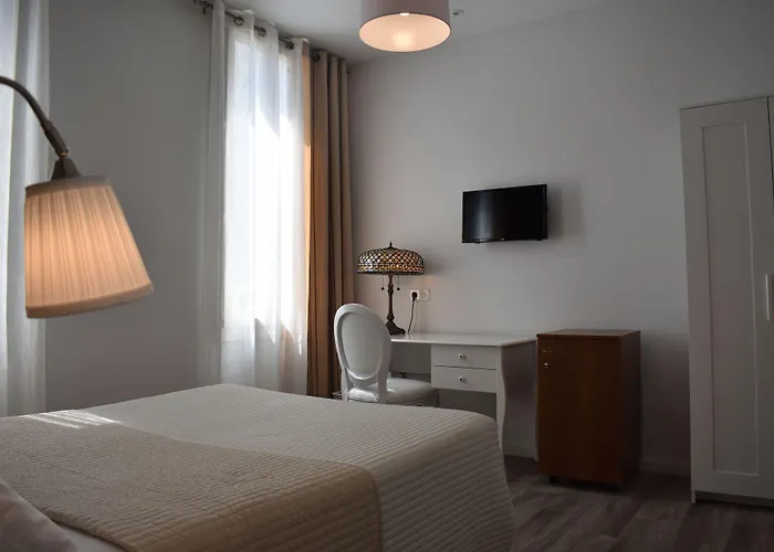 Hotel Henri IV