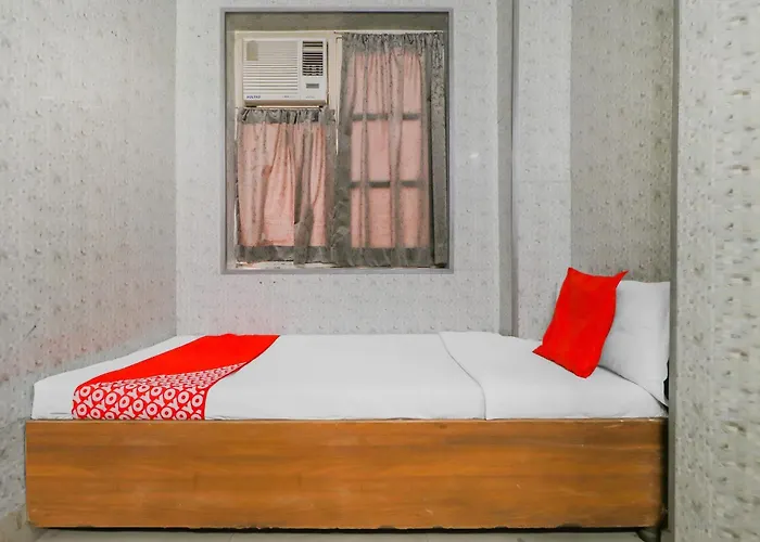 Hotel O Shiv Pukhraj