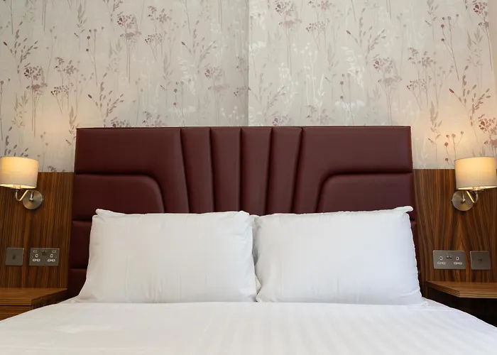Heathrow Slough Hotel & Suites