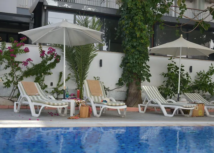 Aurasia Beach Hotel