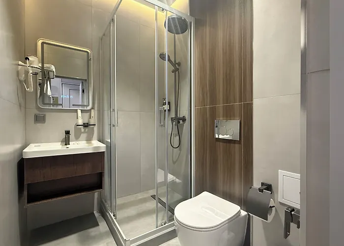 Karim Parkside Hotel