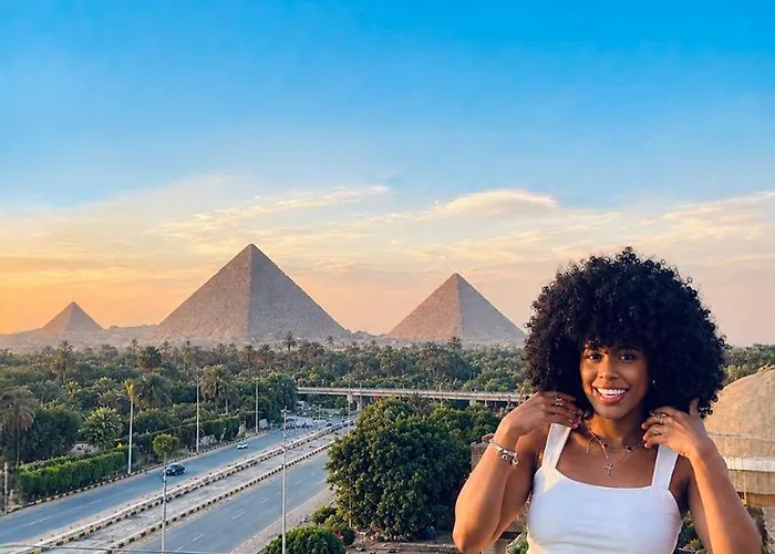Pyramids Sunrise Inn