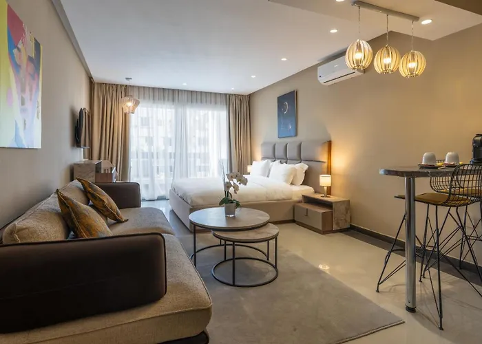 Playa Del Pacha Suites Hotel