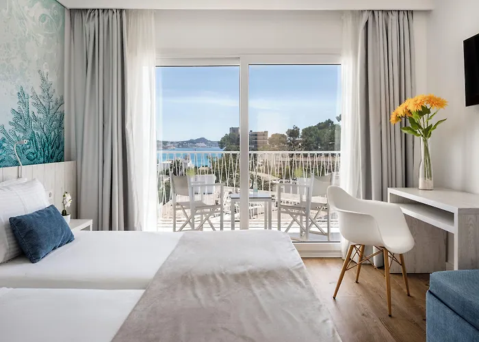 Hotel Tora