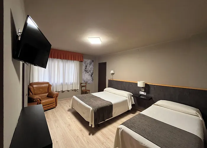 Hotel Joan Canejan