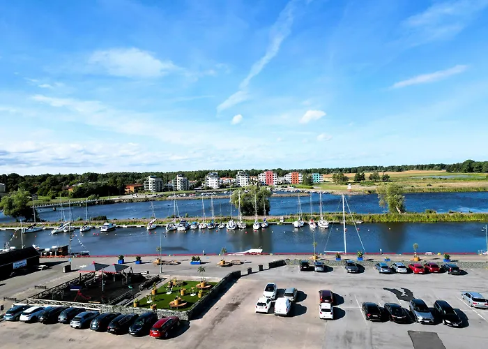 Vänerport Lakefront Hotell