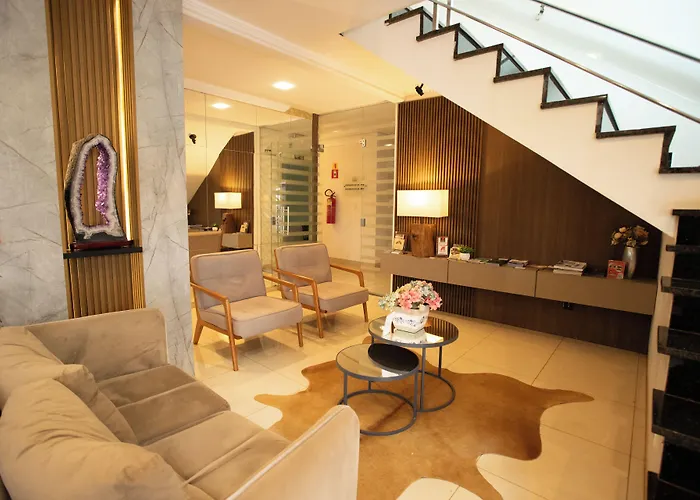 Ellus Hotel