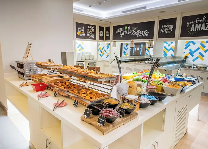 Hampton By Hilton Dubai Airport Hotel