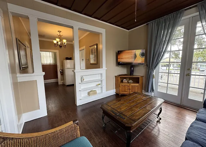 Park Place Inn And Cottages