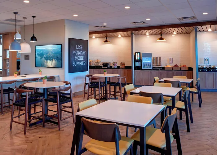 Fairfield Inn & Suites By Marriott Columbus, In