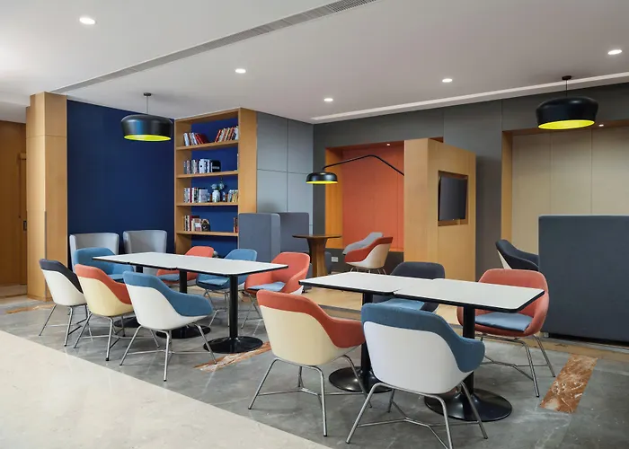 Holiday Inn Express Zhengzhou Zhengdong By Ihg