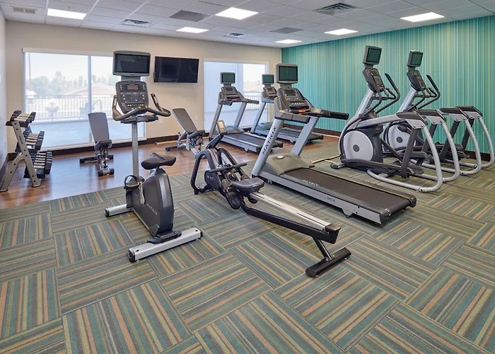 Holiday Inn Express & Suites El Paso East-Loop 375 By Ihg