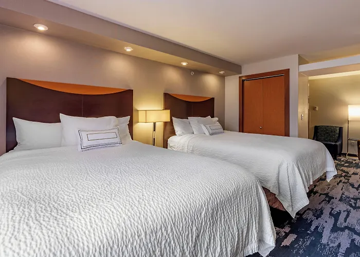 Fairfield Inn & Suites By Marriott Decatur At Decatur Conference Center