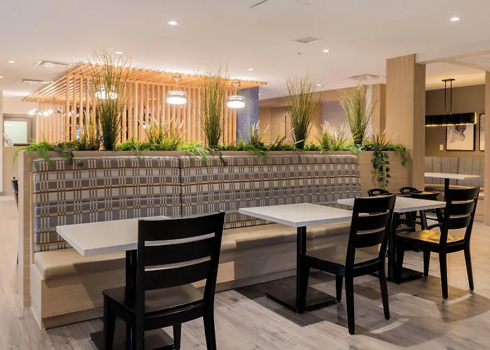 Microtel Inn & Suites By Wyndham Oyster Bay Ladysmith