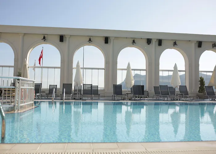 Northdoor Hotel