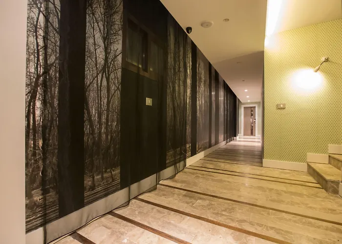 Four Seasons Halat