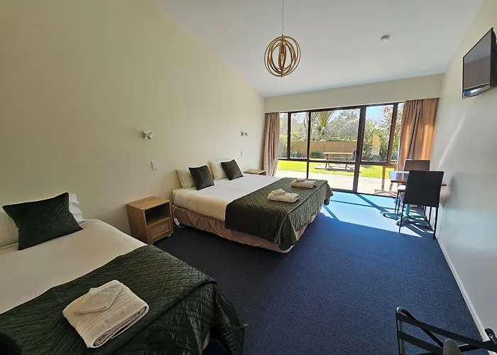 Karamea Hotel