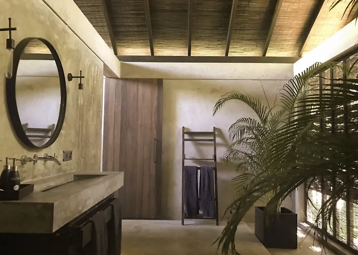 Kaju Green Eco Lodges