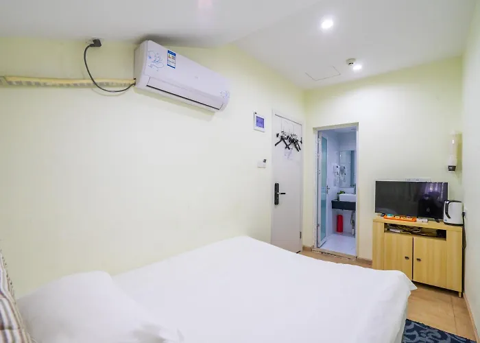 Hangzhou Memory Travel International Hotel-Edge Westlake