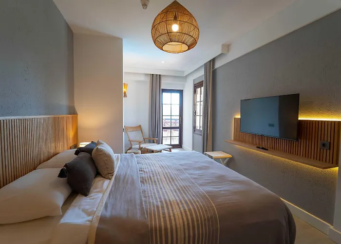 Hotel Club-E